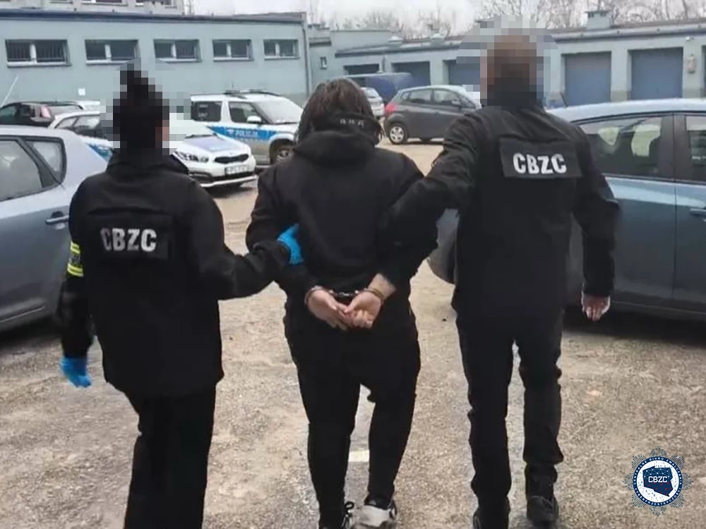 Fałszywy prokurator, CBA i policja. CBZC rozbiło gang oszustów