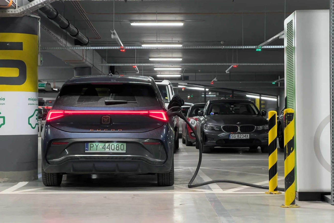 Co się psuje w autach elektrycznych? Póki co na ładowarkach nie ma kolejek. Ale przy cenie 3,15 za kWh - to nie dziwne