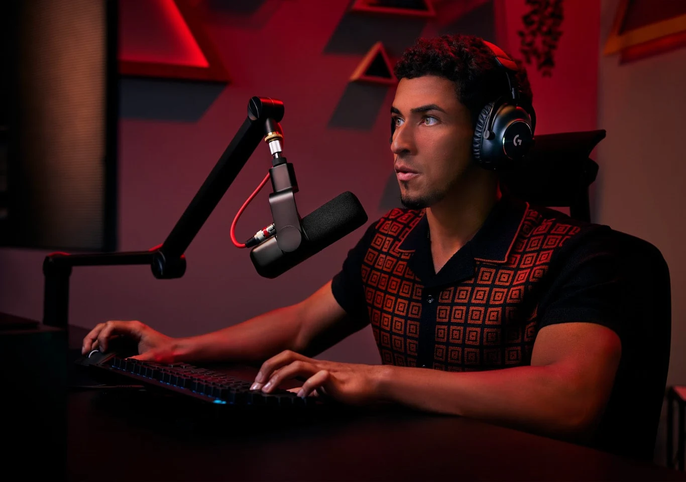 Logitech Yeti Studio Logitech Yeti Studio