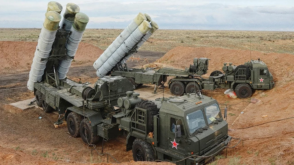 Rosjanie udowodnili, jak słabe są systemy S-400 w starciu z HIMARS