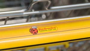 Biedronka sprawdza klientów. Kasa sama wezwie do ciebie personel.