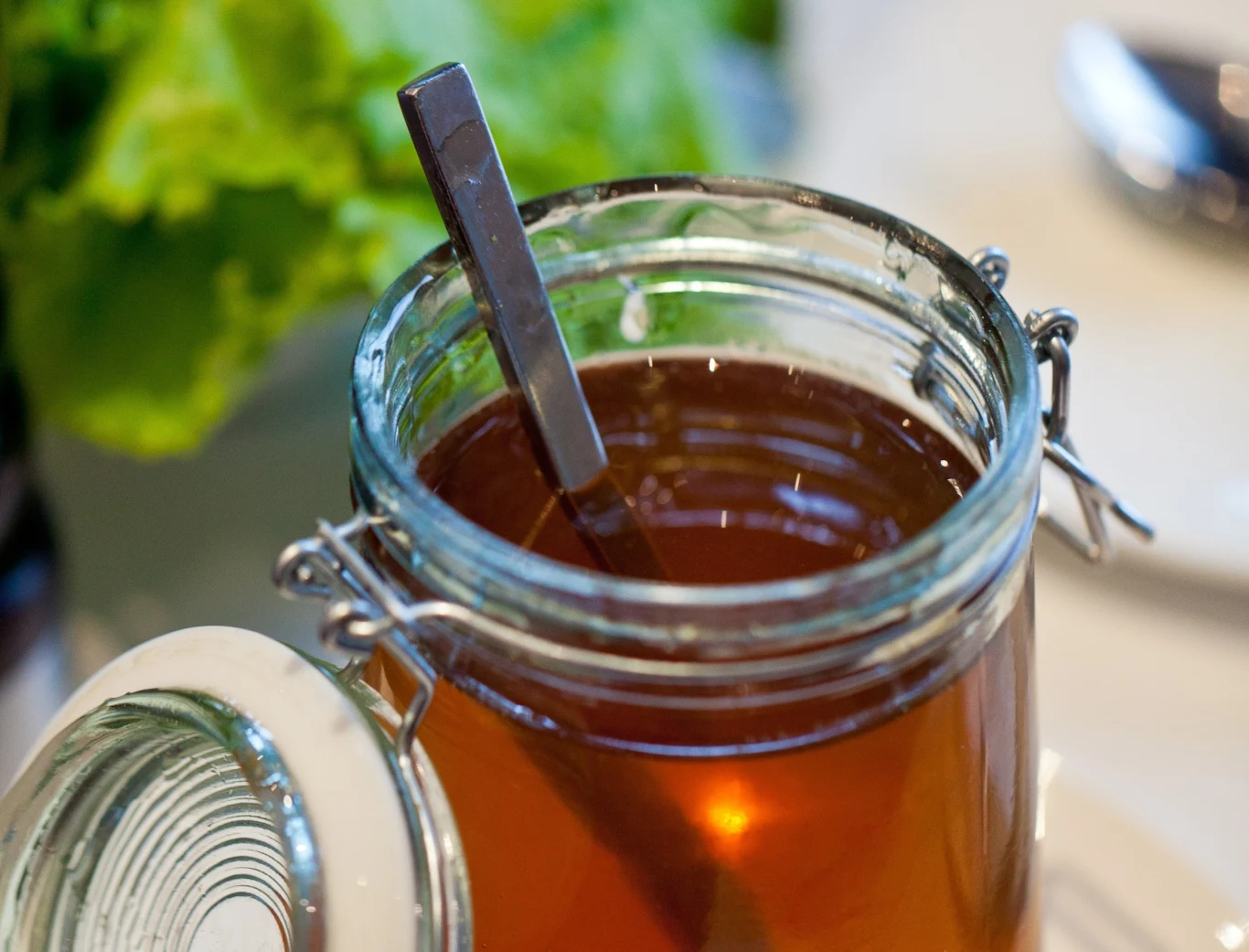 Inspektorat Jakości Handlowej Artykułów Rolno-Spożywczych w Lublinie wydał decyzję w sprawie miodu pochodzącego z Ukrainy. Zdjęcie ilustracyjne