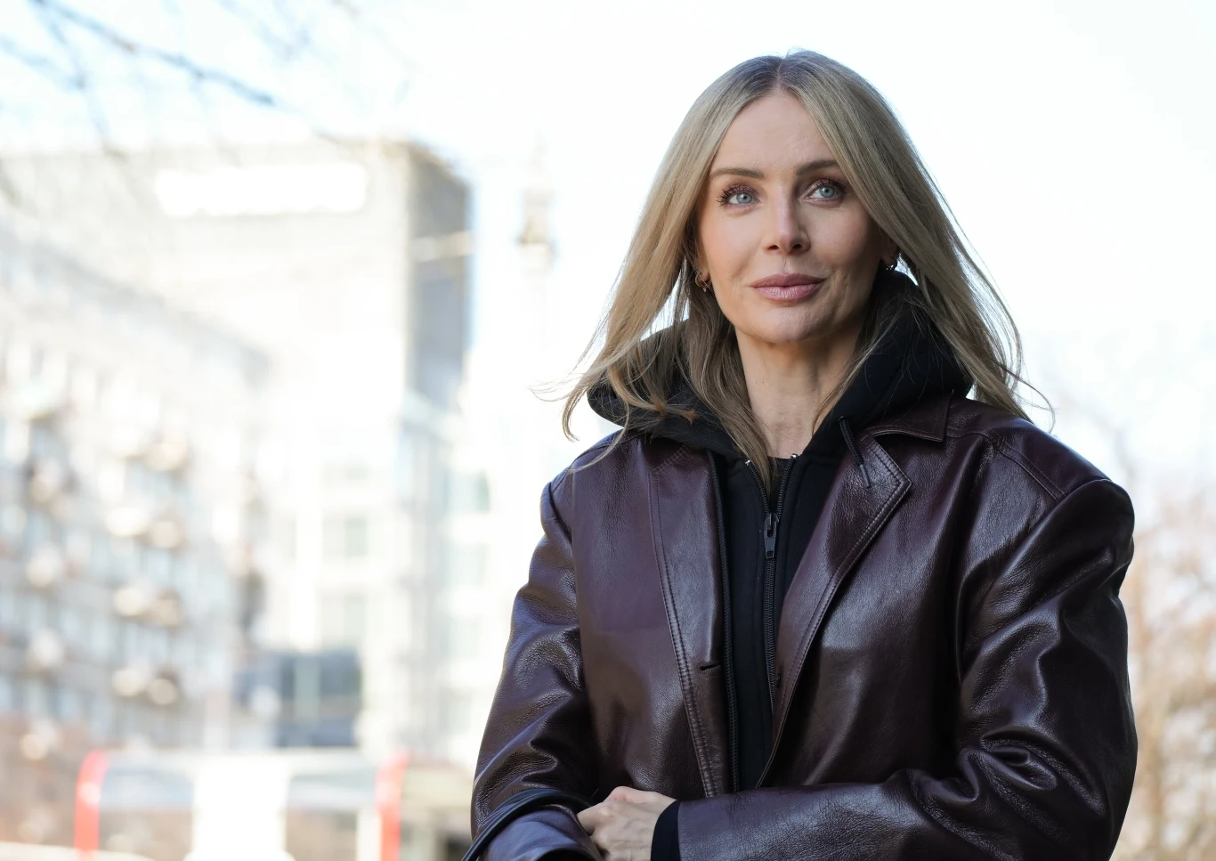 Gwiazdy, w tym Agnieszka Woźniak-Starak znalazły modne rozwiązanie na chłodniejsze wiosenne dni Gwiazdy, w tym Agnieszka Woźniak-Starak znalazły modne rozwiązanie na chłodniejsze wiosenne dni