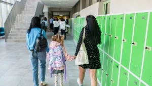 Nauczycielka obcięła włosy jednej z uczennic w Tomaszowie Lubelskim. (zdjęcie ilustracyjne)