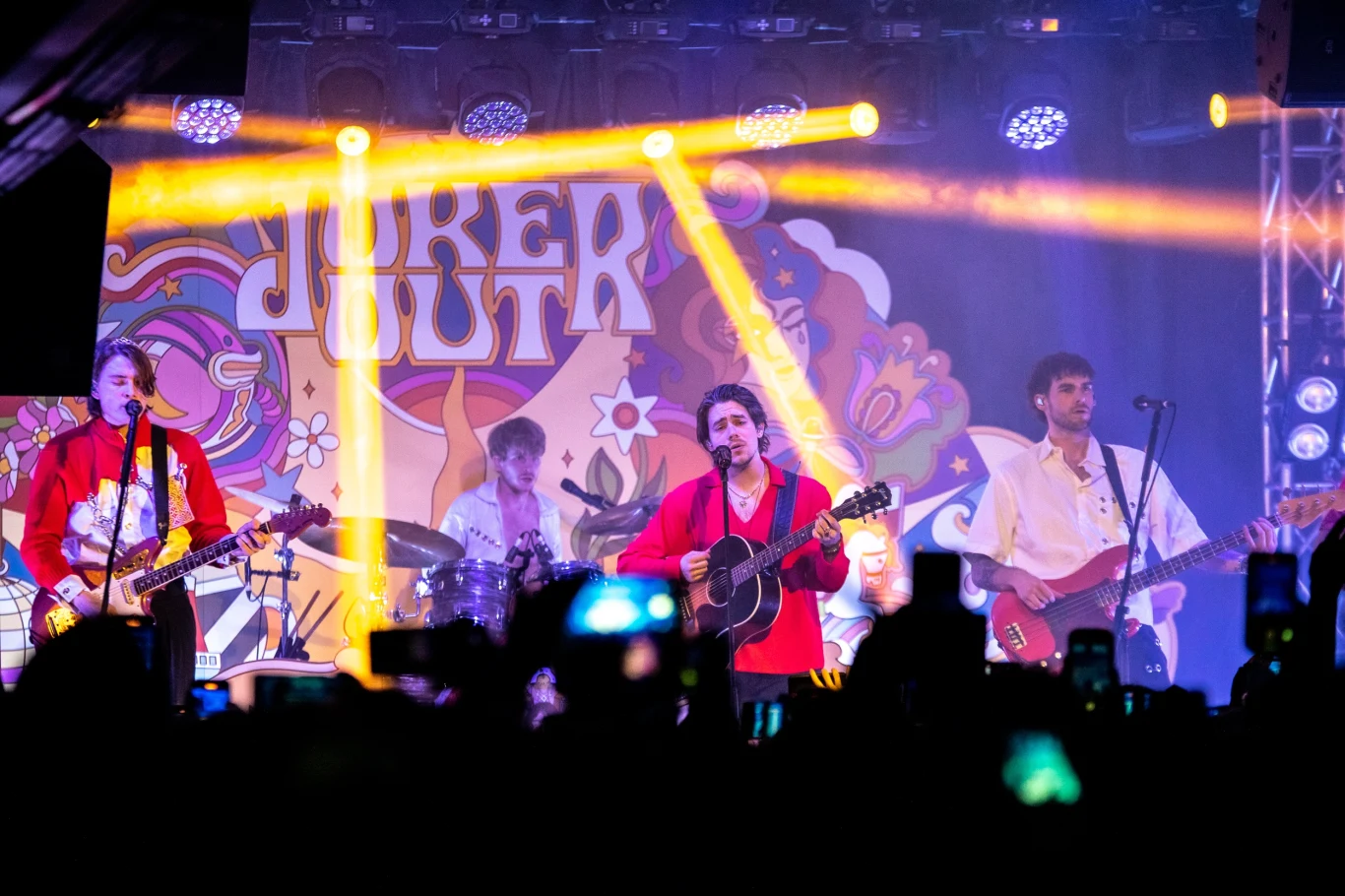 Zobacz zdjęcia z koncertu grupy Joker Out w Krakowie! Zobacz zdjęcia z koncertu grupy Joker Out w Krakowie!