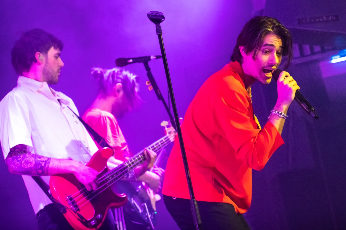 Zobacz zdjęcia z koncertu grupy Joker Out w Krakowie! Zobacz zdjęcia z koncertu grupy Joker Out w Krakowie!