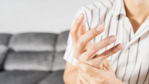 Jak może objawiać się niedobór wapnia? Wymieniamy najczęstsze objawy i te mniej oczywiste