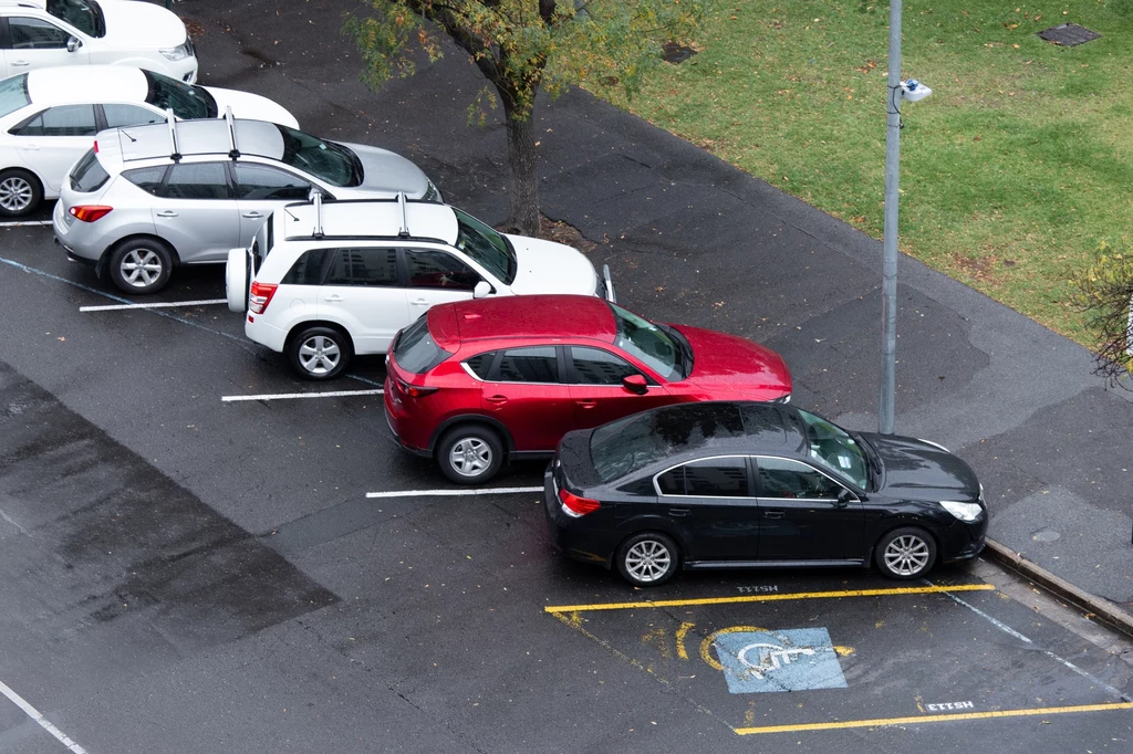 Jest przystanek - nie potrzeba parkingu. Nowe przepisy dla deweloperów 