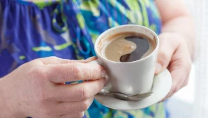 Jakie towarzystwo dla kawy nie jest odpowiednie, a tym samym nie jest odpowiednie też dla naszego organizmu? Sprawdzamy