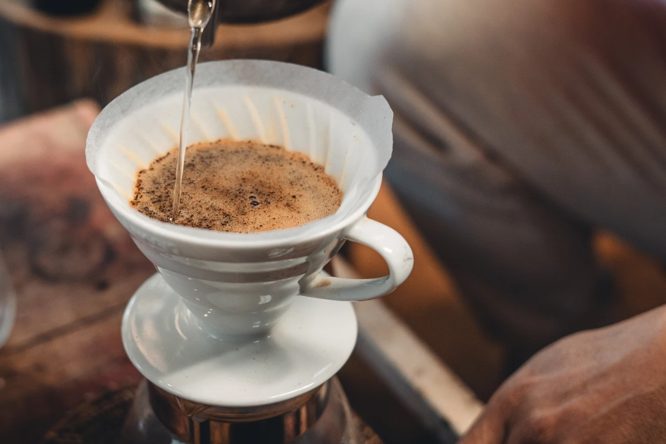 Papierowe filtry do parzenia kawy pomogą ci spełnić marzenie o idealnie czystych oknach