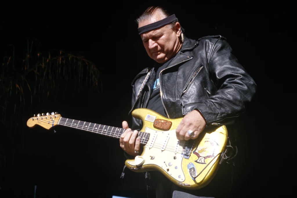 Dick Dale podczas jednego z koncertów