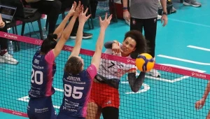 Atakuje Valentina Diouf z ŁKS-u Commercecon