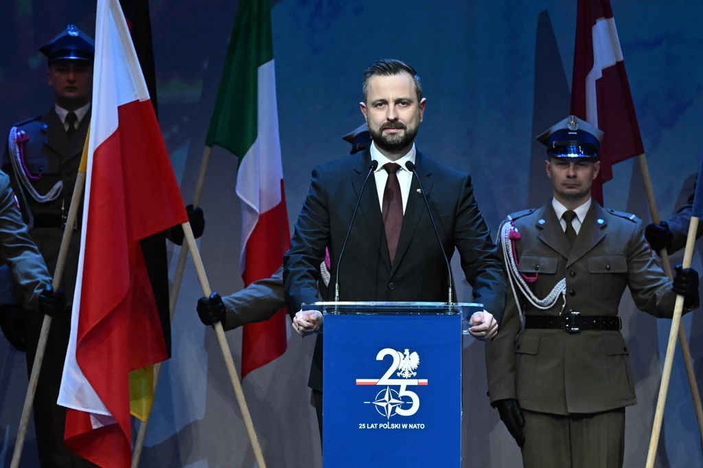 Wicepremier, minister obrony narodowej Władysław Kosiniak-Kamysz podczas gali z okazji 25. rocznicy przyjęcia Polski do Sojuszu Północnoatlantyckiego Wicepremier, minister obrony narodowej Władysław Kosiniak-Kamysz podczas gali z okazji 25. rocznicy przyjęcia Polski do Sojuszu Północnoatlantyckiego
