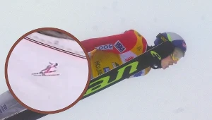 Adam Małysz w 2001 roku. W ramce lądowanie Małysza po skoku w Oslo w 1996 roku