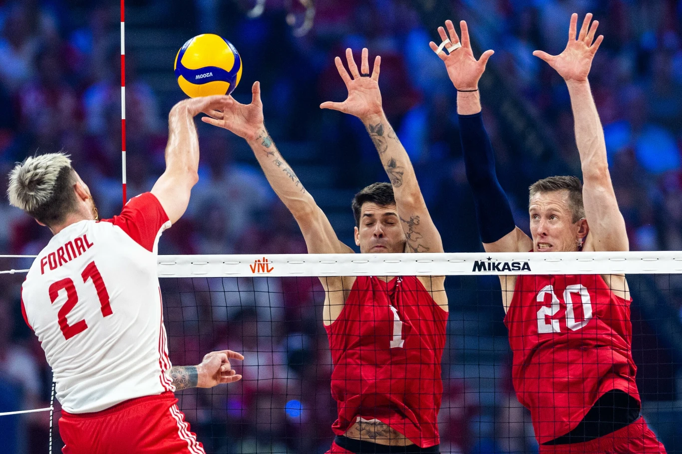 Matthew Anderson (z numerem 1) w meczu Stanów Zjednoczonych z Polską Matthew Anderson (z numerem 1) w meczu Stanów Zjednoczonych z Polską