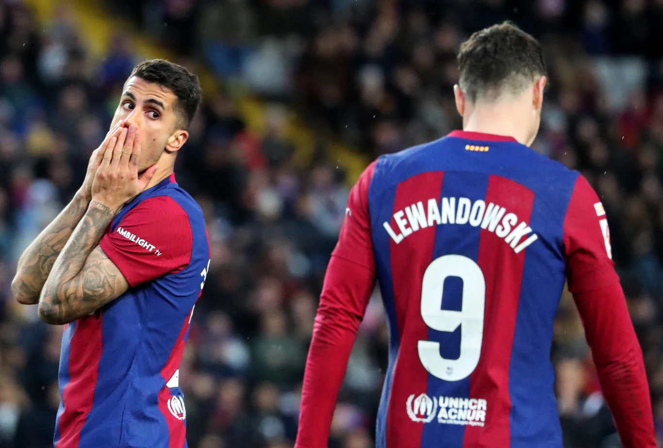 Joao Cancelo i Robert Lewandowski