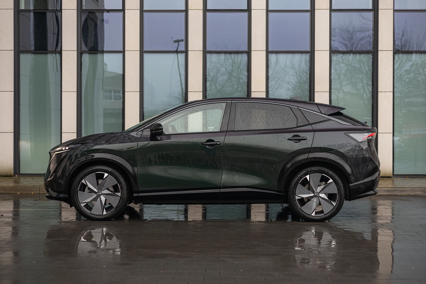 Ariya ma niemal 4,6 m długości