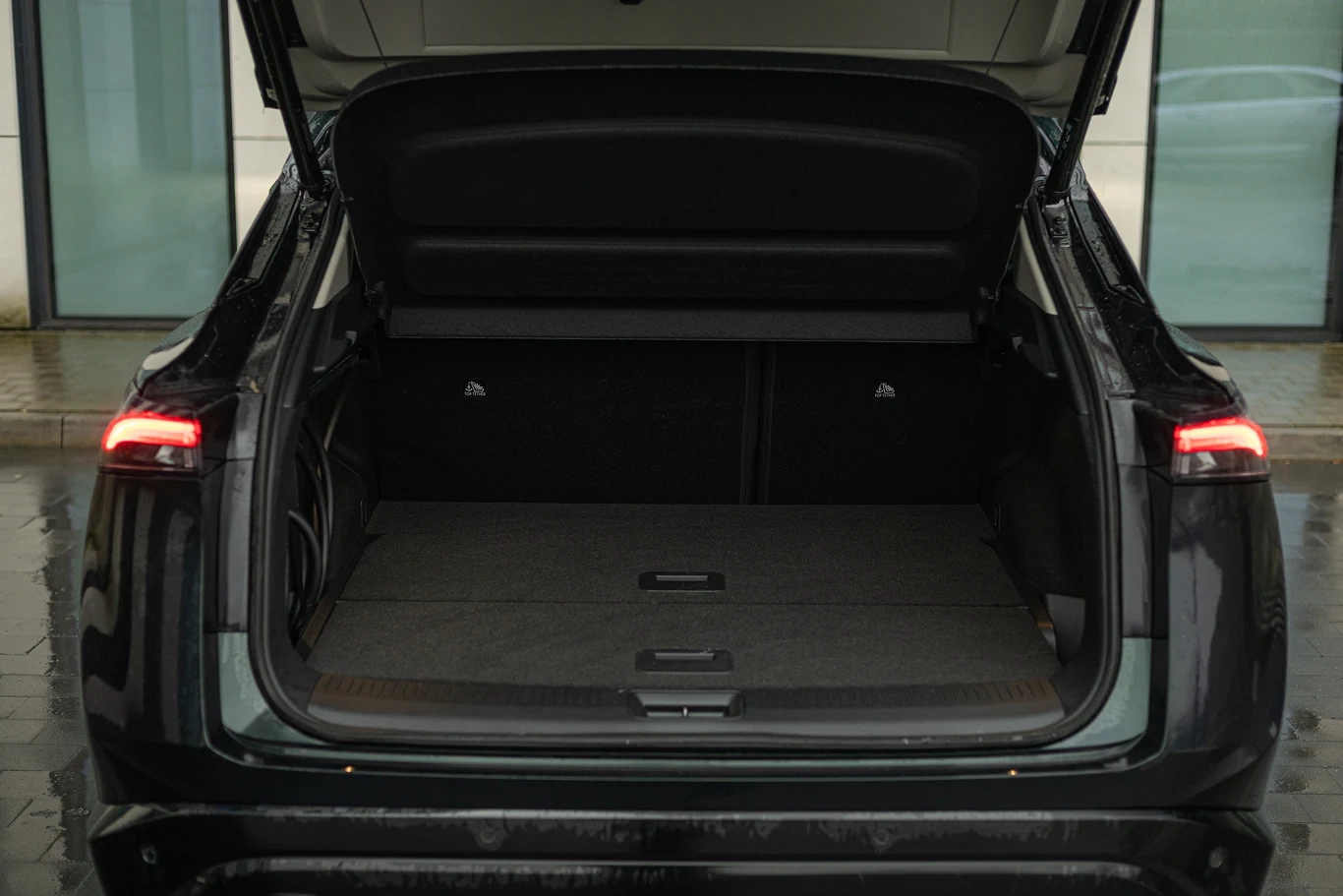 Bagażnik w wersjach z napędem na wszystkie koła ma tylko 415 l