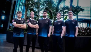 GamerLegion w składzie z Januszem "Snaxem" Pogorzelskim