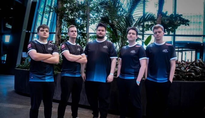 GamerLegion w składzie z Januszem "Snaxem" Pogorzelskim