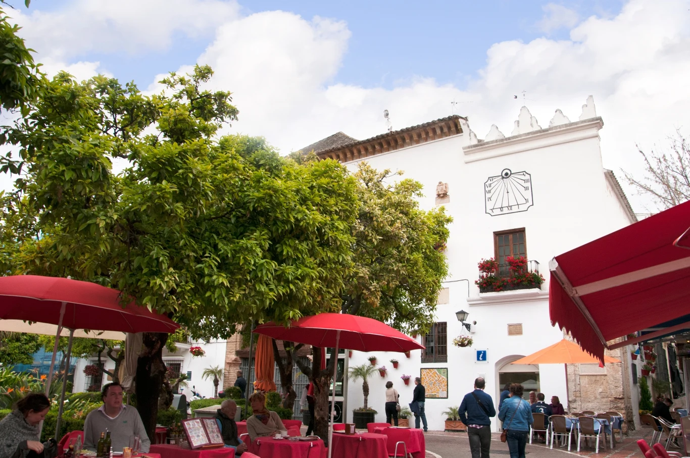 Jedna z hiszpańskich restauracji pobiera opłatę, która zaskakuje klientów Jedna z hiszpańskich restauracji pobiera opłatę, która zaskakuje klientów