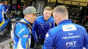 Paweł Przedpełski z teamem.