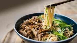 Makaron, który nie tuczy i nie zawiera glutenu. Możesz jeść go bez wyrzutów sumienia 