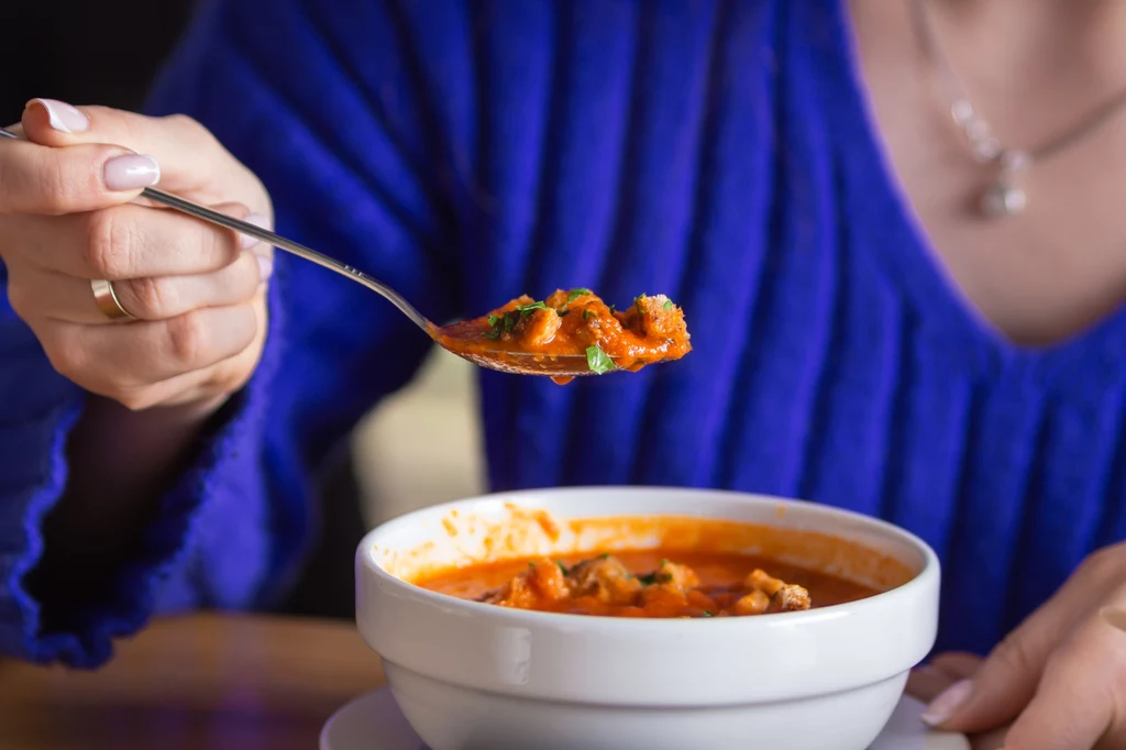 Podstawą diety stulatków z Sardynii jest zupa minestrone