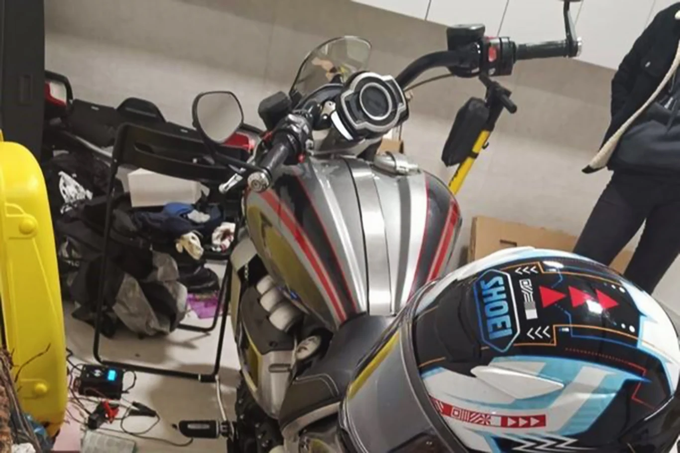Przestępcy pokusili się także na motocykle marki BMW