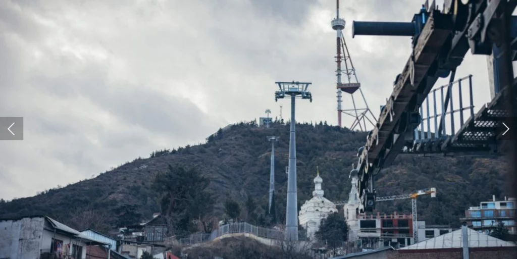 Trwa odbudowa kolejki linowej w Tbilisi