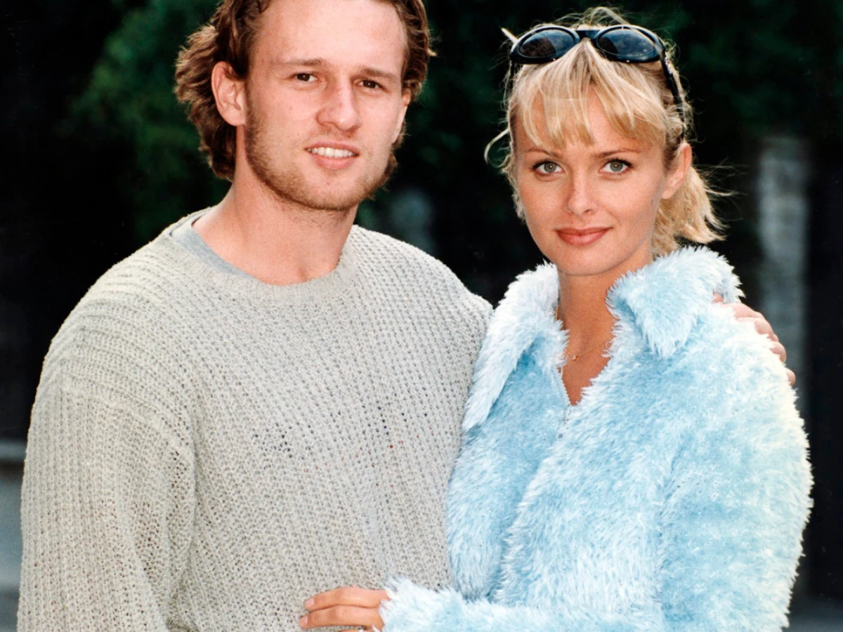 Mariusz Czerkawski i Izabella Scorupco, 1998 rok Mariusz Czerkawski i Izabella Scorupco, 1998 rok