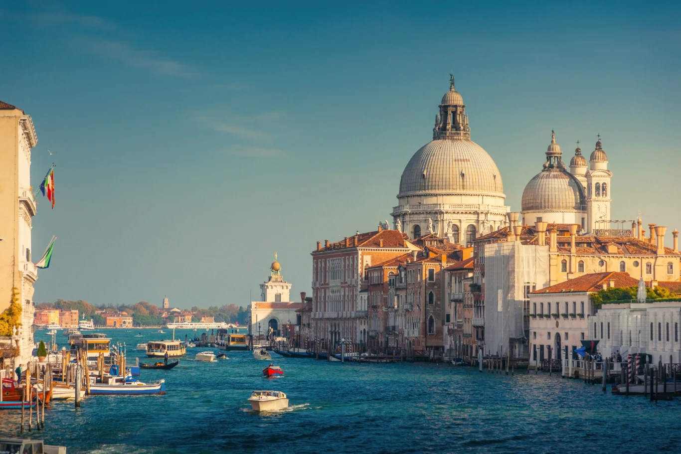 Do popularnego włoskiego miasta dolecimy za jedyne 134 zł w dwie strony
