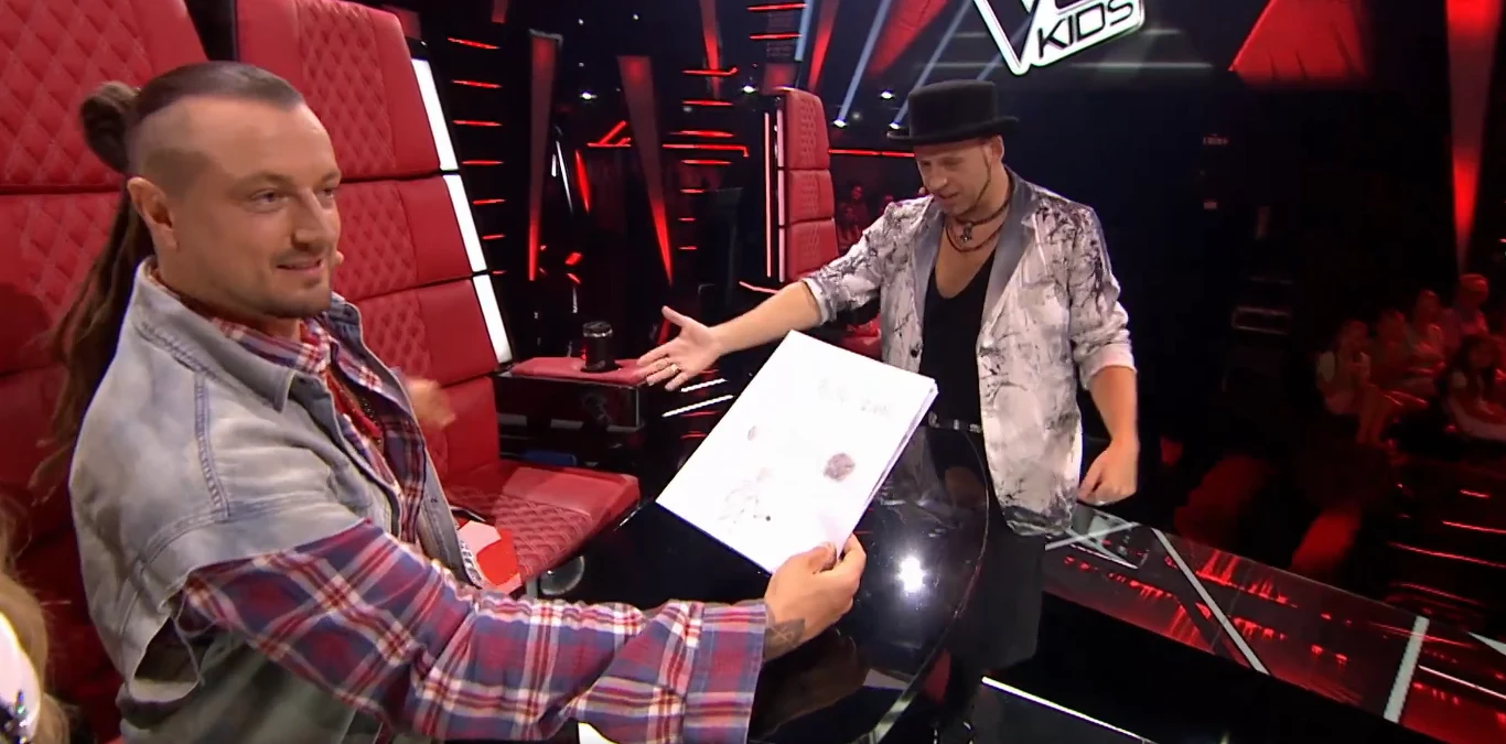 Baron zaprosił operatora, aby pokazał widzom komiks 14-letniego uczestnika "The Voice Kids" Baron zaprosił operatora, aby pokazał widzom komiks 14-letniego uczestnika "The Voice Kids"