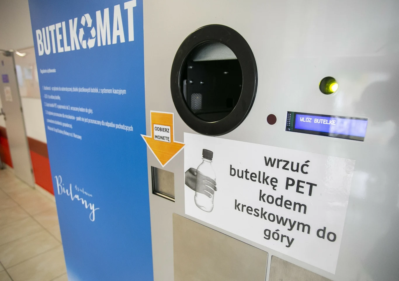 Butelkomaty będą przelewać pieniądze z kaucji prosto na konto bankowe. 