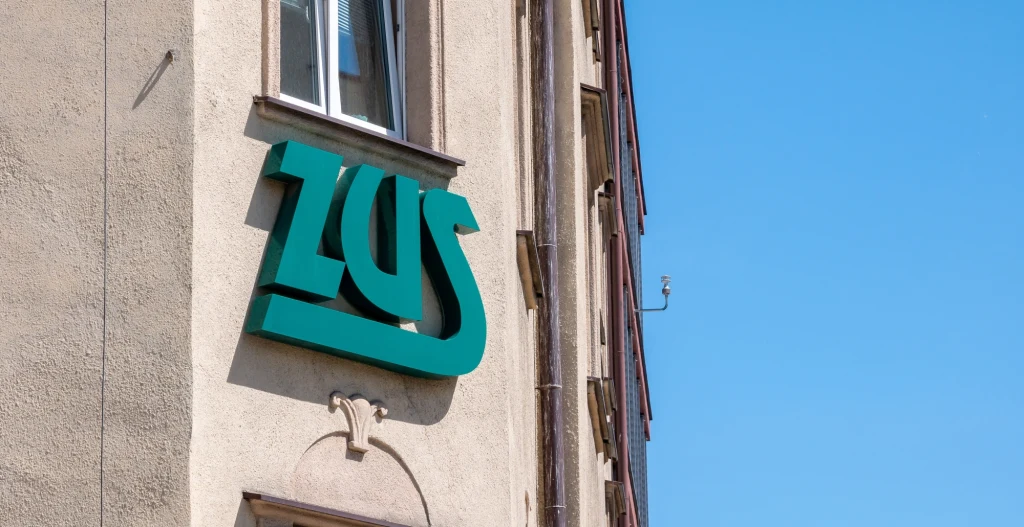 Kiedy ZUS robi przelewy? W tych godzinach zwykle wysyła pieniądze