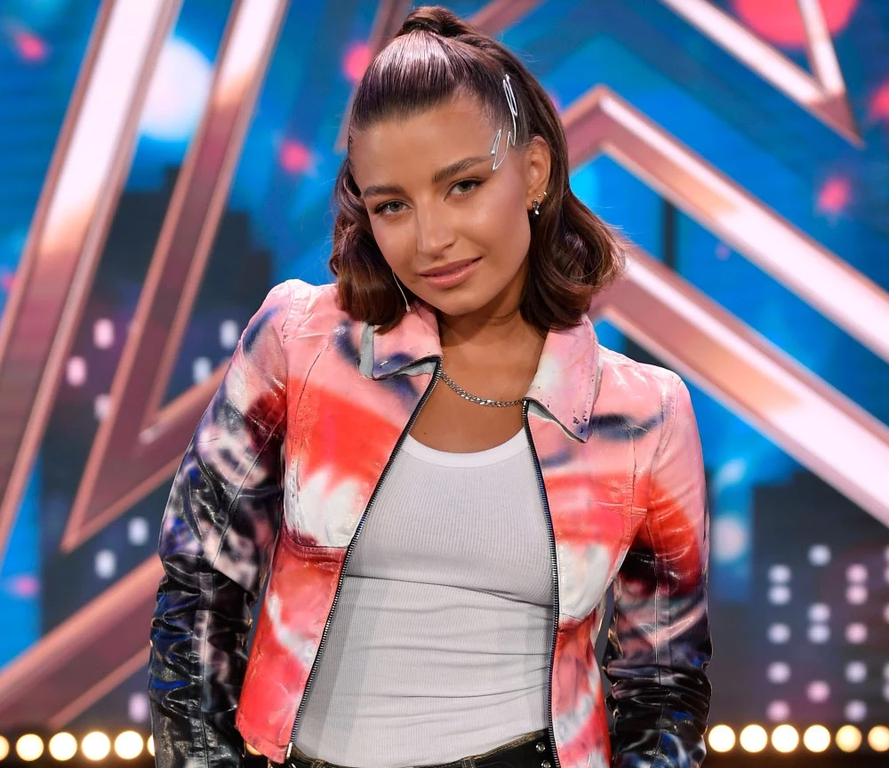 Julia Wieniawa jest nową jurorką "Mam talent" Julia Wieniawa jest nową jurorką "Mam talent"