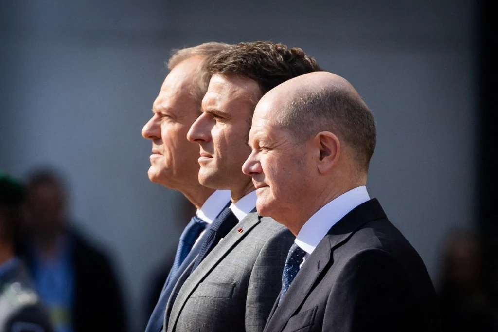Rosnące wpływy Polski w UE nie są na rękę Francji i Niemcom. Od lewej: premier Polski Donald Tusk, prezydent Francji Emmanuel Macron, kanclerz Niemiec Olaf Scholz