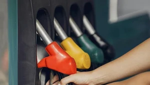 Karta paliwowa ma wiele zalet