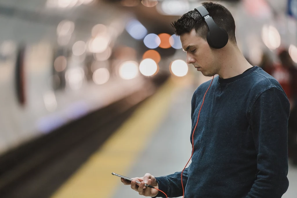 WiFiX. PKP Intercity zapowiada niezawodne Wi-Fi w pociągach.