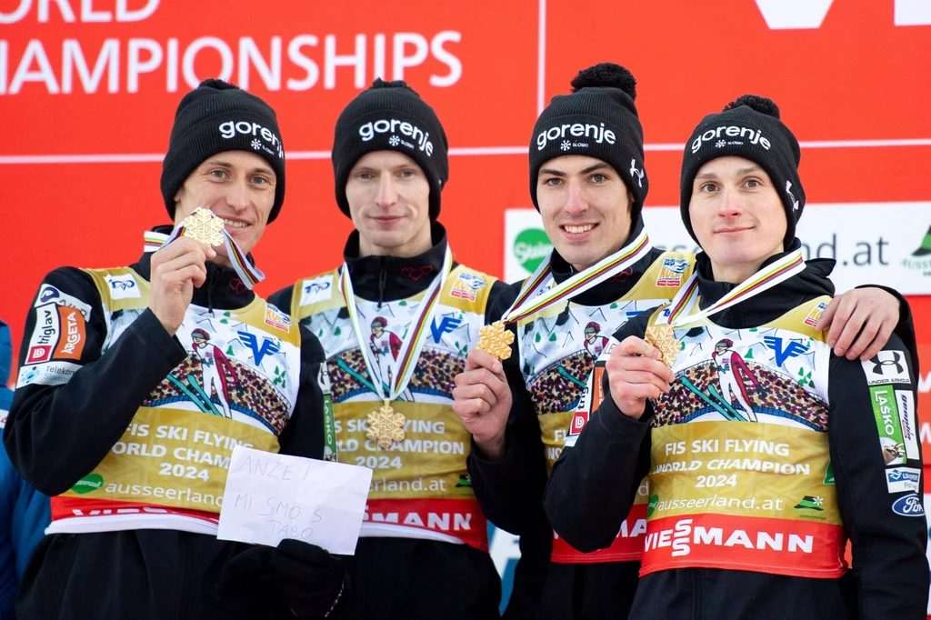 Domen Prevc, Lovro Kos, Timi Zajc i Peter Prevc Domen Prevc, Lovro Kos, Timi Zajc i Peter Prevc