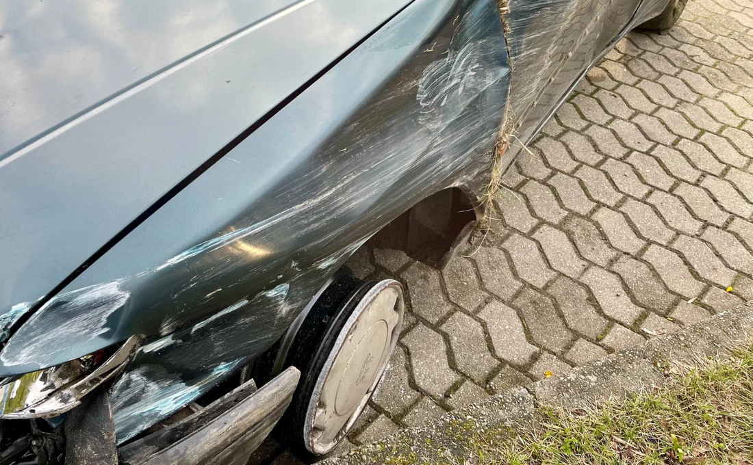 Policyjny pościg, strzelanina i dachujące auto. Nocna akcja funkcjonariuszy Policyjny pościg, strzelanina i dachujące auto. Nocna akcja funkcjonariuszy