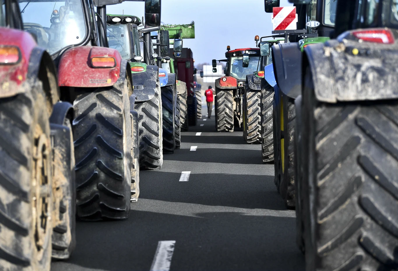 Strajki rolników objęły całą Europę Strajki rolników objęły całą Europę