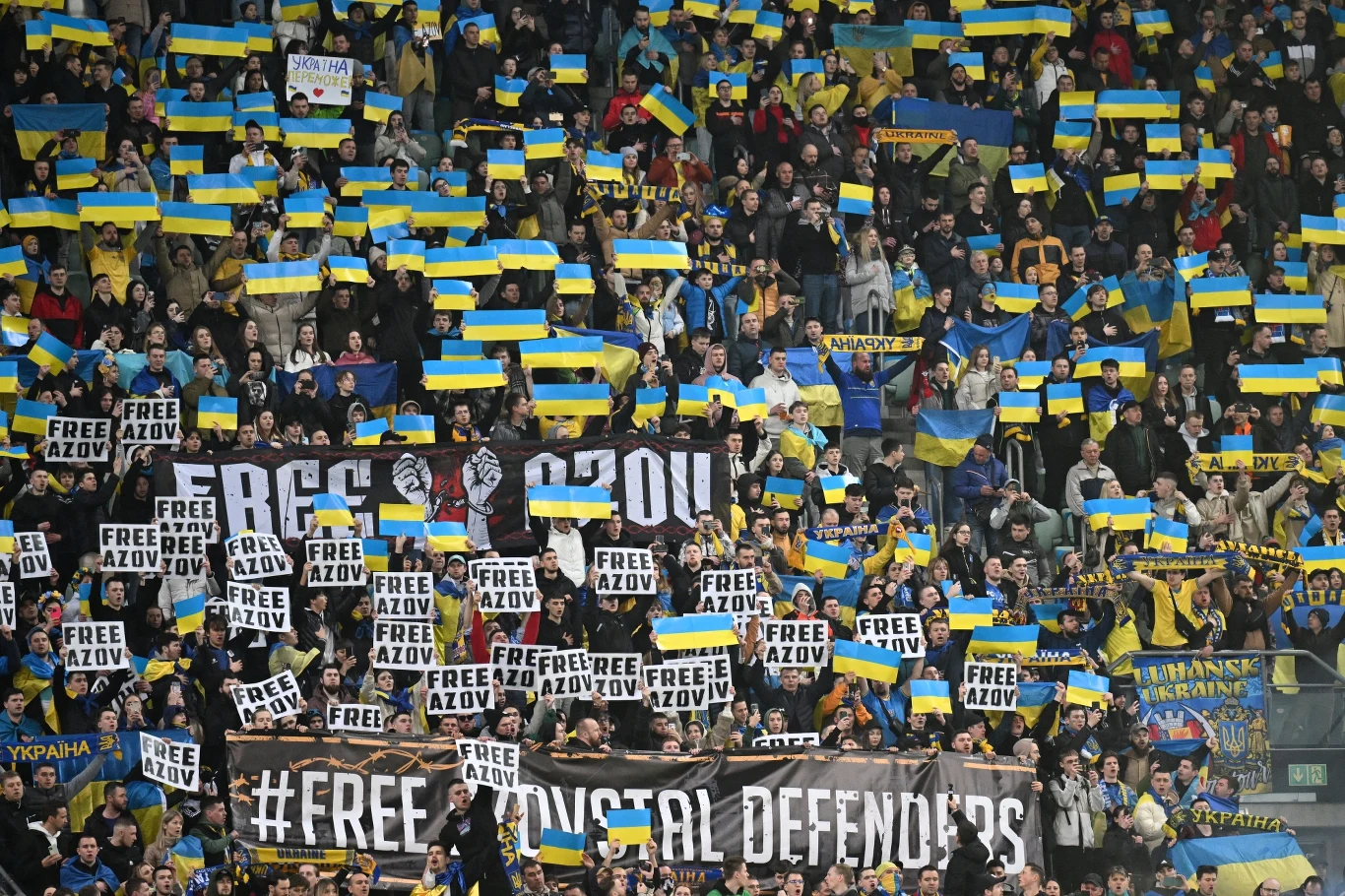 Na stadionie we Wrocławiu dominowali kibice reprezentacji Ukrainy