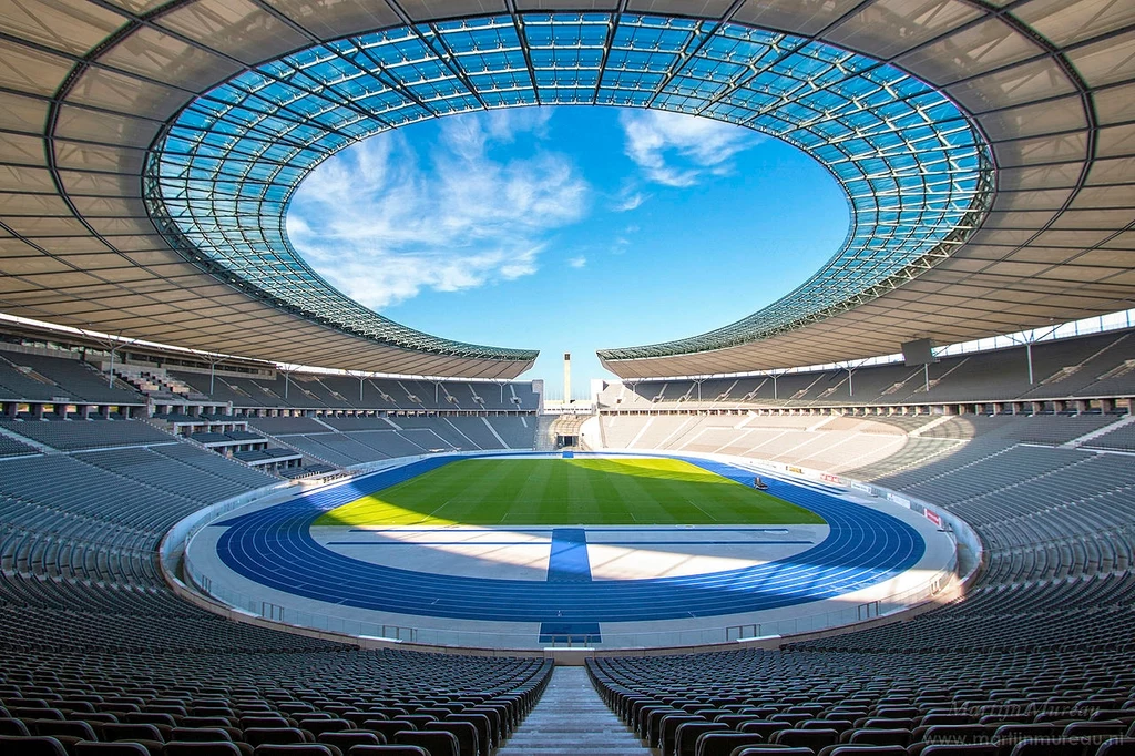 Widok wnętrza Stadionu Olimpijskiego (2015)