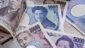 Japoński jen osiągnął najniższy od 34 lat poziom wobec dolara