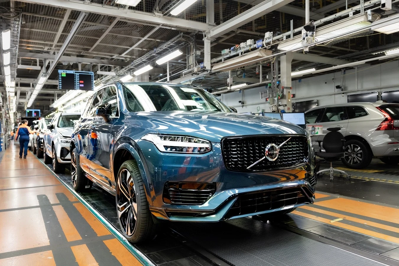 Ostatnie w historii Volvo z silnikiem Diesla - Volvo XC90 na chwilę przed podróżą do muzeum Świat Volvo