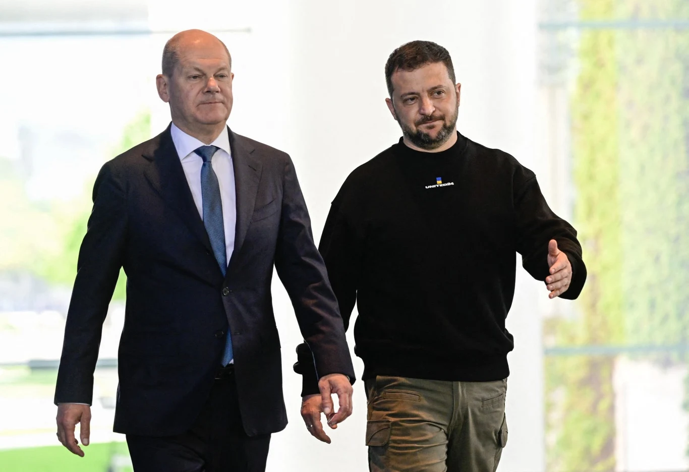 Kanclerz Niemiec Olaf Scholz i prezydent Ukrainy Wołydymyr Zełenski Kanclerz Niemiec Olaf Scholz i prezydent Ukrainy Wołydymyr Zełenski