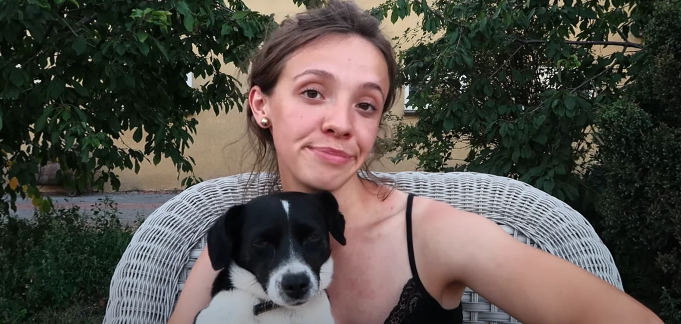 Wiktoria Żmuda-Trzebiatowska, zdjęcie z kanału rolniczki na YouTube Wiktoria Żmuda-Trzebiatowska, zdjęcie z kanału rolniczki na YouTube
