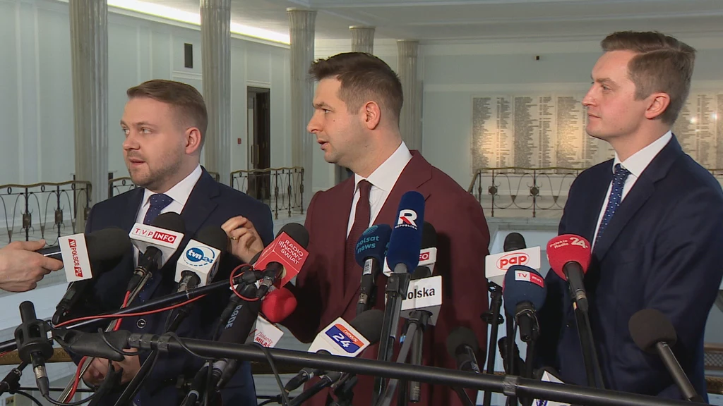 Patryk Jaki, Jacek Ozdoba oraz Sebastian Kaleta podczas konferencji prasowej Patryk Jaki, Jacek Ozdoba oraz Sebastian Kaleta podczas konferencji prasowej
