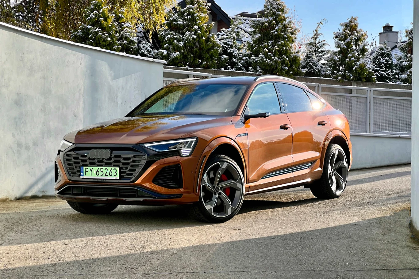 Audi SQ8 Sportback e-tron ma 4,9 metra długości i 1,6 m wysokości Audi SQ8 Sportback e-tron ma 4,9 metra długości i 1,6 m wysokości